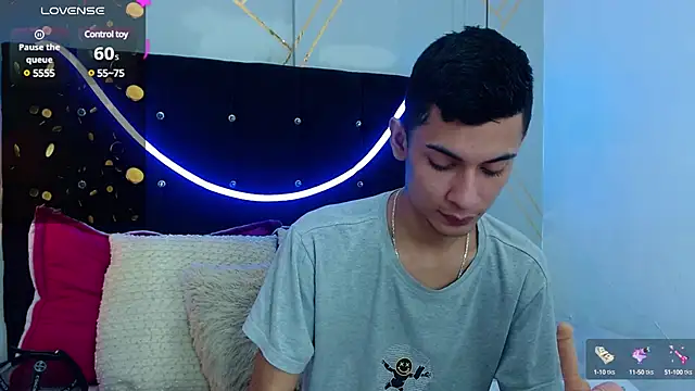 Oliver king sex online show from December 18, 5:52 pm
