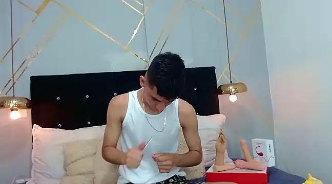 Oliver king sex online show from February 12, 5:16 pm