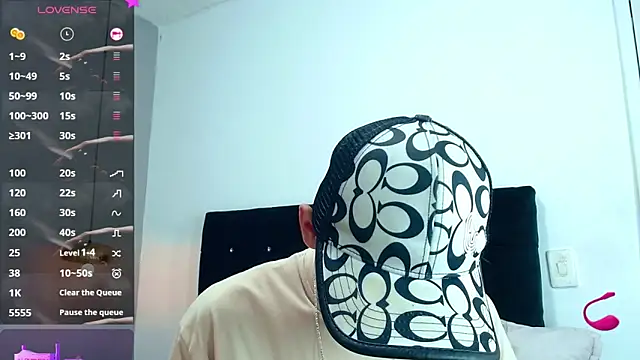 Oliver king sex online show from March 21, 5:56 pm