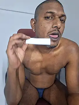 Snapshot of dmancams1874 chatting on October 16, 5:21 pm dmancams1874 online show from October 16, 5:21 pm