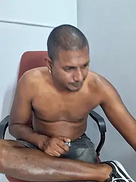 Snapshot of dmancams1874 chatting on October 22, 10:41 am dmancams1874 online show from October 22, 10:41 am