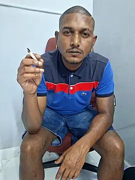 Snapshot of dmancams1874 chatting on October 31, 11:46 am dmancams1874 online show from October 31, 11:46 am