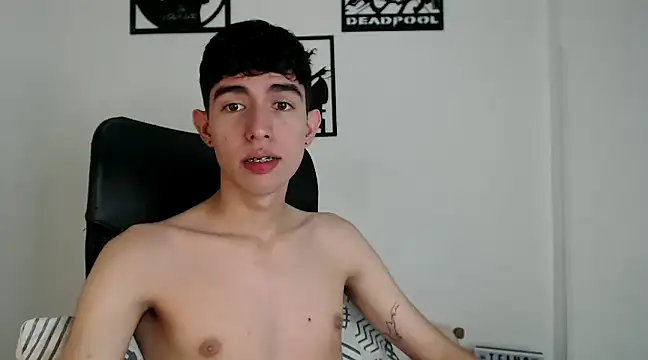 Andy hot19 online show from December 18, 2:32 am