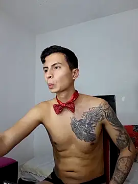 Snapshot of Velk_hot chatting on March 13, 4:49 am Velk hot online show from March 13, 4:49 am