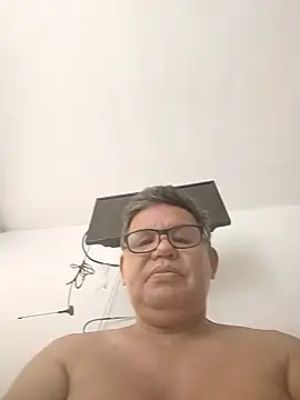 Snapshot of catatunboculion chatting on October 14, 2:24 pm catatunboculion online show from October 14, 2:24 pm