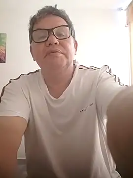 Snapshot of catatunboculion chatting on February 19, 2:01 pm catatunboculion online show from February 19, 2:01 pm