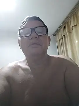 Snapshot of catatunboculion chatting on January 16, 10:10 am catatunboculion online show from January 16, 10:10 am