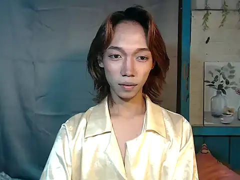 Snapshot of imtwinky chatting on October 12, 12:21 pm imtwinky online show from October 12, 12:21 pm