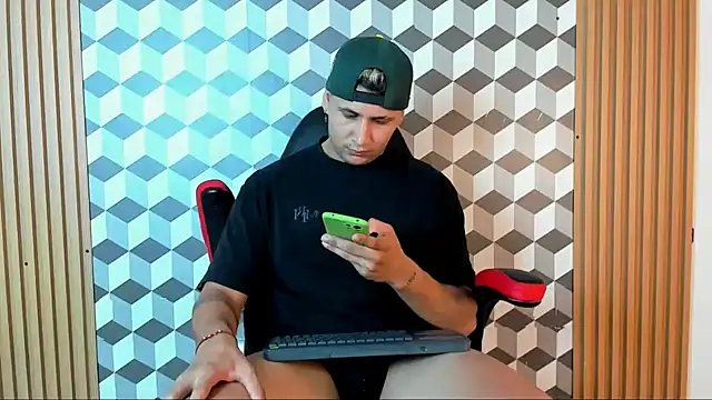 mathias cocks online show from September 13, 5:19 am