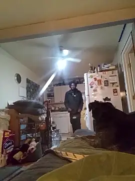 DevinToore online show from April 21, 7:03 am