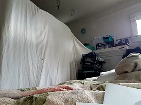 Snapshot of DevinToore chatting on October 15, 11:12 pm DevinToore online show from October 15, 11:12 pm