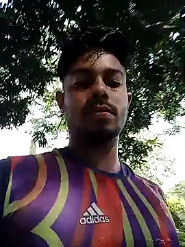 Snapshot of arafat_mia chatting on October 23, 7:12 am arafat mia online show from October 23, 7:12 am