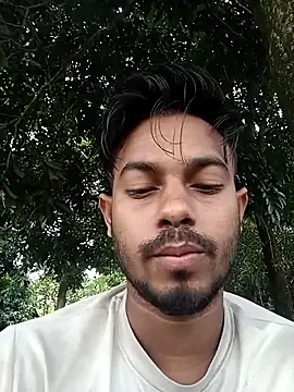 Snapshot of arafat_mia chatting on October 31, 12:56 am arafat mia online show from October 31, 12:56 am