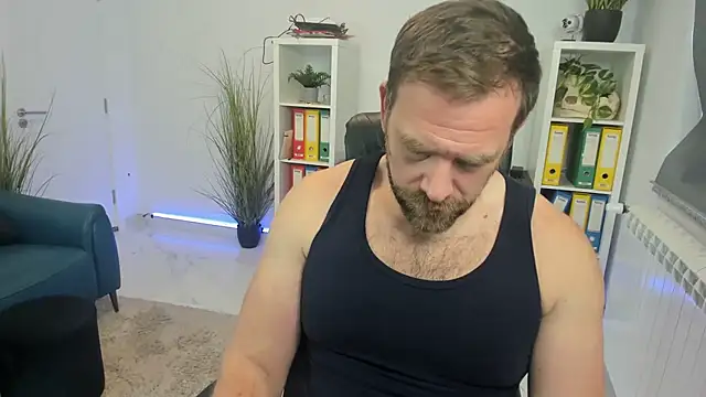 John-E-Dough online show from December 2, 9:23 am