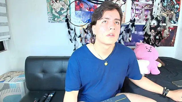 Snapshot of lukashollow_ chatting on October 16, 12:07 am lukashollow online show from October 16, 12:07 am