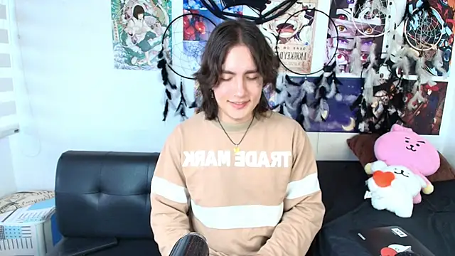 Snapshot of lukashollow_ chatting on October 5, 8:02 pm lukashollow online show from October 5, 8:02 pm