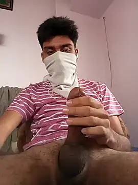 xxxgayroy12 online show from December 20, 9:43 am