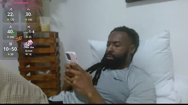 Snapshot of johngabbanaa chatting on January 6, 4:44 pm johngabbanaa online show from January 6, 4:44 pm