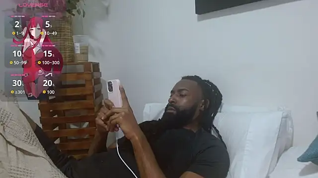 Snapshot of johngabbanaa chatting on January 5, 2:27 am johngabbanaa online show from January 5, 2:27 am