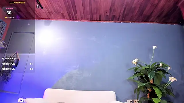Snapshot of Iker_bigdick chatting on January 16, 7:20 pm Iker bigdick online show from January 16, 7:20 pm