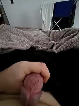 henrylawren6 online show from December 15, 6:18 am