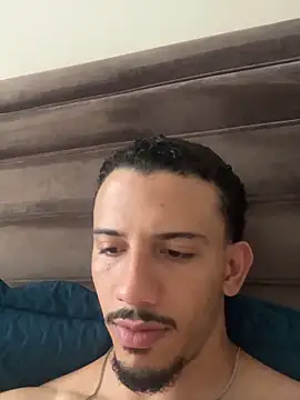 Snapshot of pteno1 chatting on December 14, 12:23 pm pteno1 online show from December 14, 12:23 pm