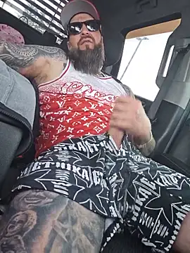 Beardedtattood online show from June 20, 1:49 pm