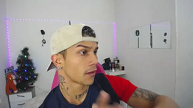 Leonard Price online show from December 1, 12:30 pm