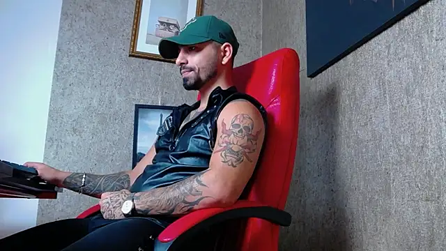 NigelBoydXXX online show from January 9, 6:47 pm