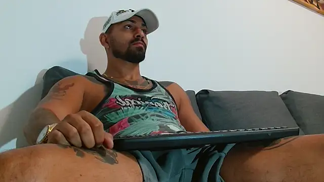 NigelBoydXXX online show from September 18, 8:49 am