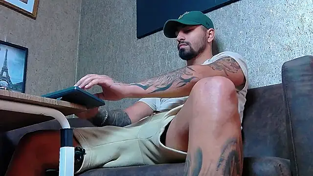 NigelBoydXXX online show from March 19, 8:34 am
