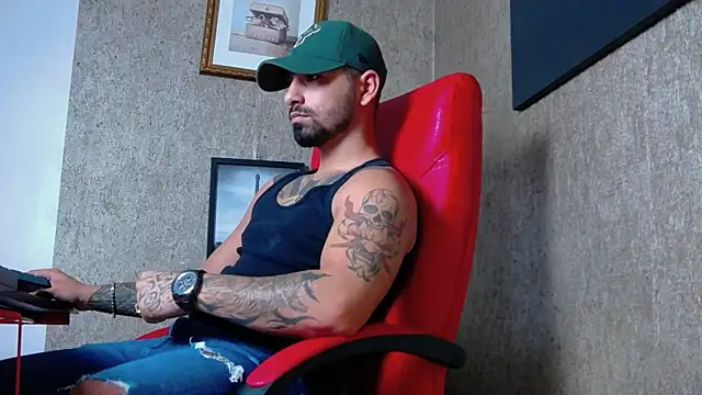NigelBoydXXX online show from January 16, 6:48 pm