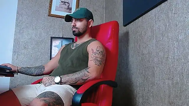 NigelBoydXXX online show from February 8, 9:13 am