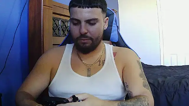 MasterKvn online show from February 4, 9:31 pm