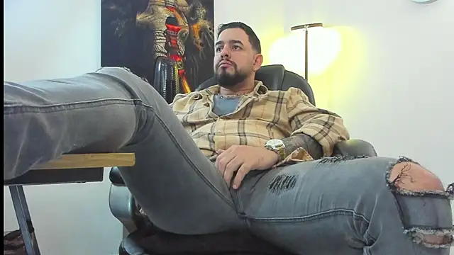 Snapshot of Ethan_Castellano chatting on October 23, 10:13 pm Ethan Castellano online show from October 23, 10:13 pm