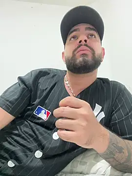 Ethan Castellano online show from June 15, 11:08 pm