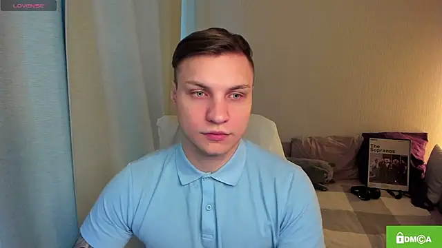 handsome guy01 online show from April 28, 6:18 am