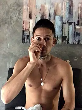 Snapshot of thekingofpleasure1 chatting on December 3, 3:22 pm thekingofpleasure1 online show from December 3, 3:22 pm