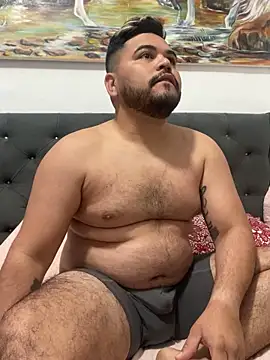 Snapshot of ChubbyCock18 chatting on February 7, 12:17 pm ChubbyCock18 online show from February 7, 12:17 pm