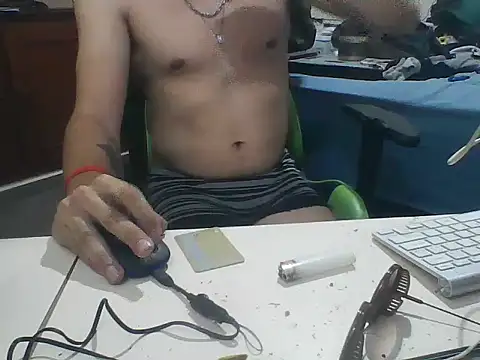 SOLESFETISHBR online show from February 3, 8:19 am