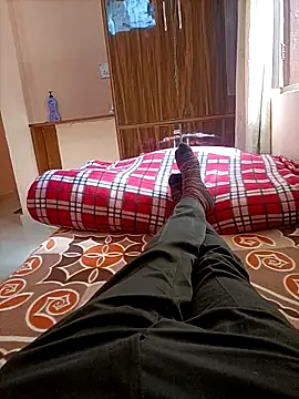 RRahullove69 online show from May 6, 9:54 am