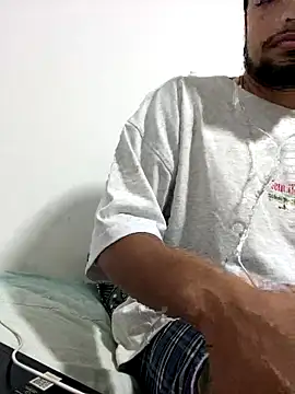 Snapshot of MrSoulMommy chatting on October 9, 1:38 pm MrSoulMommy online show from October 9, 1:38 pm