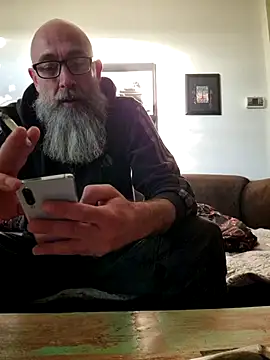 Kingsscepter online show from April 23, 6:10 pm