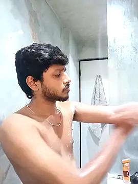skinnyyyyyyyyy online show from May 13, 4:31 am