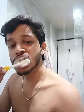 skinnyyyyyyyyy online show from June 24, 4:37 am