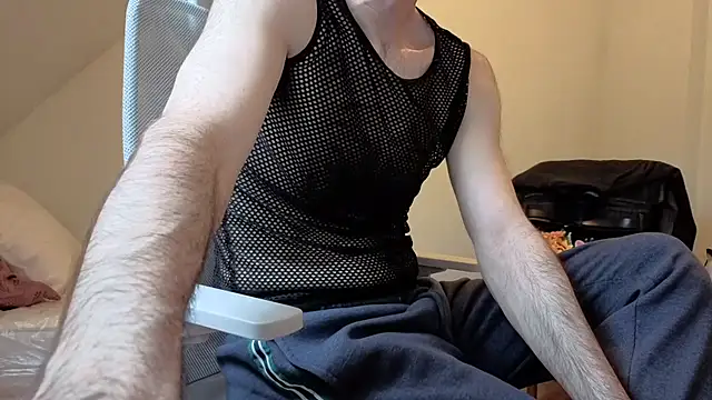 Snapshot of SteveStiffbone chatting on October 27, 2:08 pm SteveStiffbone online show from October 27, 2:08 pm