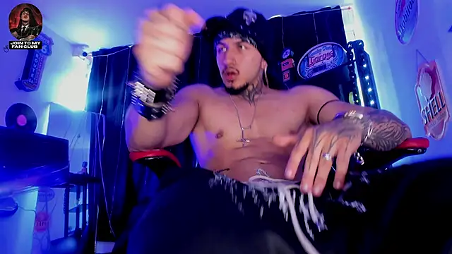 the beast master  online show from March 13, 9:21 pm