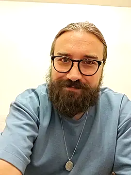 mazerunner34 online show from October 29, 8:45 pm