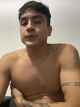 LCarreraa online show from January 29, 2:51 am