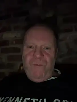 Snapshot of masterjerseyjoe chatting on December 31, 6:59 am masterjerseyjoe online show from December 31, 6:59 am